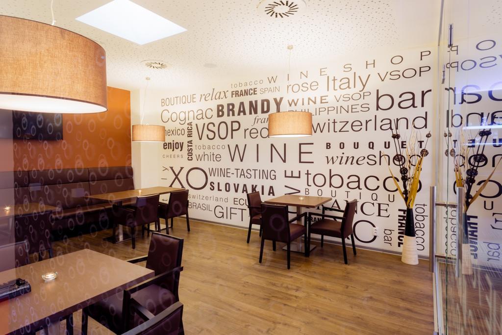Hotel Tenis Zwoleń Zewnętrze zdjęcie
