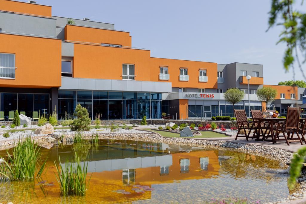 Hotel Tenis Zwoleń Zewnętrze zdjęcie