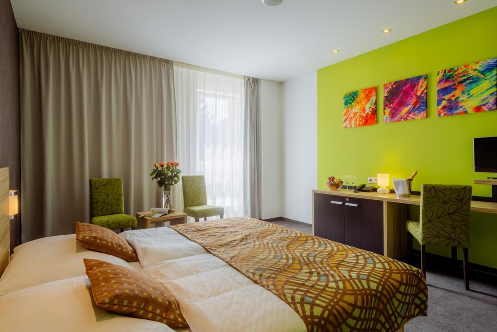 Hotel Tenis Zwoleń Zewnętrze zdjęcie