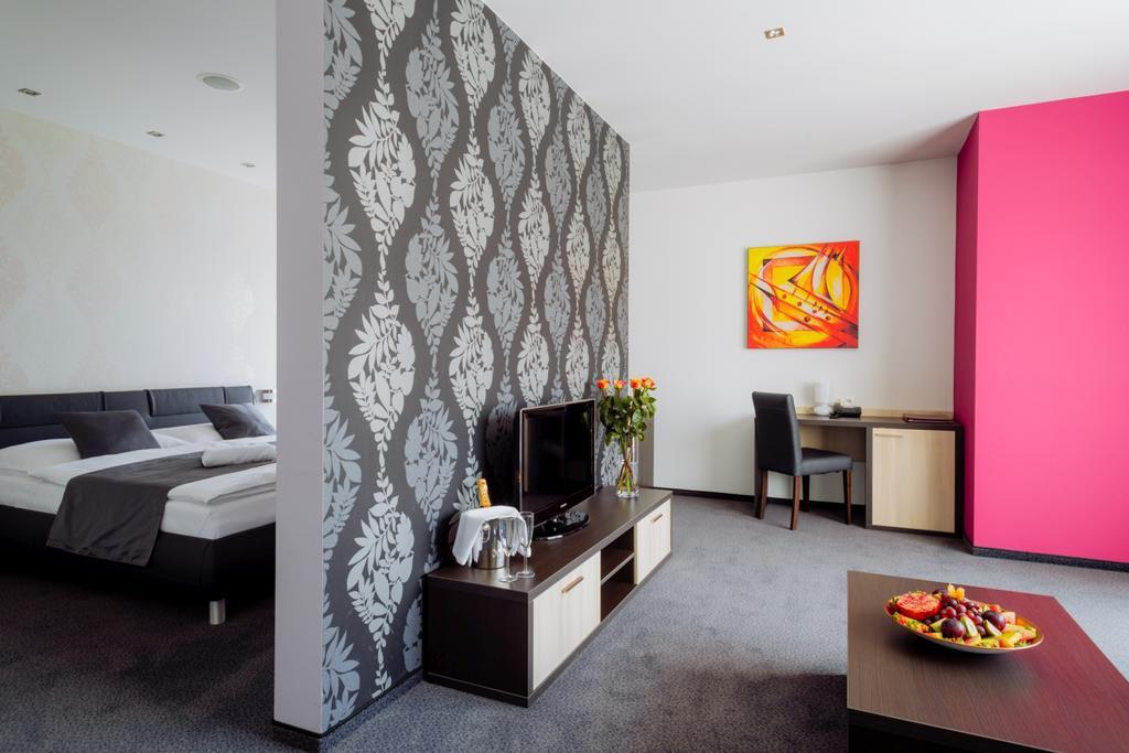 Hotel Tenis Zwoleń Zewnętrze zdjęcie