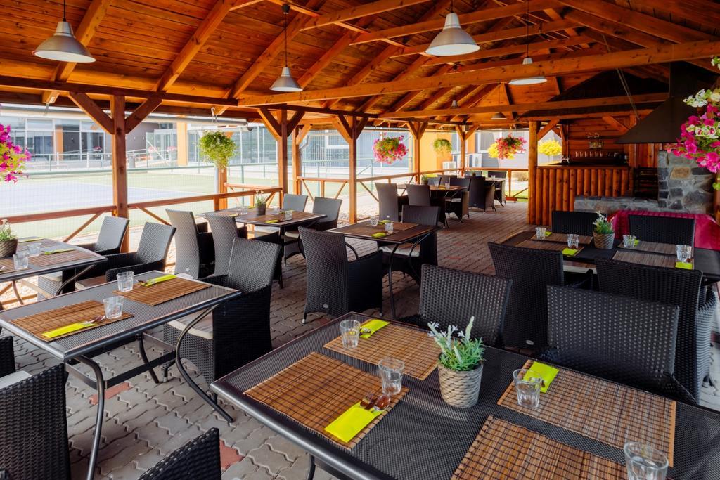 Hotel Tenis Zwoleń Zewnętrze zdjęcie