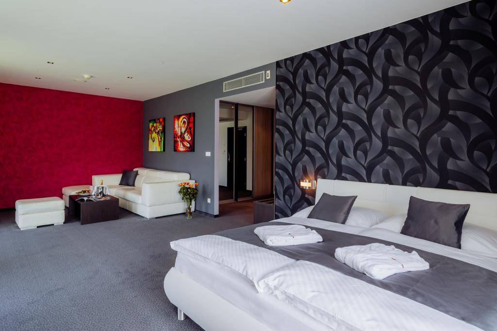 Hotel Tenis Zwoleń Zewnętrze zdjęcie